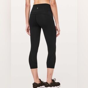 Black Lululemon In Movement 19” Everlux Legging